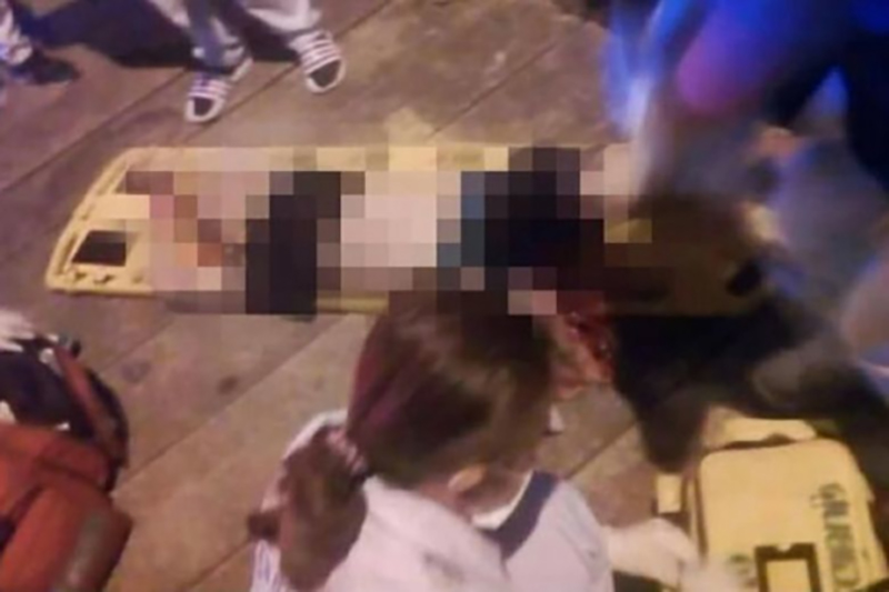 Mất mạng vì chụp hình tự sướng trên đường ray